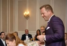 Na porodičnoj proslavi moj zet je naglo povukao moju kćerku za kosu jer je uradila „nešto pogrešno“, a njegov otac i gosti su ga čak podržali riječima: „Žena mora znati svoje mjesto.“ 🤦♀️