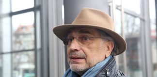 Uveče je igrao predstavu pred punom salom, a ujutru bio na operacionom stolu i borio se za život: Naš glumac preživeo tumor na mozgu, a imao samo jedan simptom