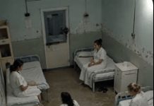 Žene u psihijatrijskoj bolnici zatrudnjele jedna za drugom: Liječnici postavili kameru da shvate što se ovdje događa 😮😮 Žene u psihijatrijskoj bolnici zatrudnjele jedna za drugom: Liječnici postavili kameru da shvate što se ovdje događa 😮😮 - featured image