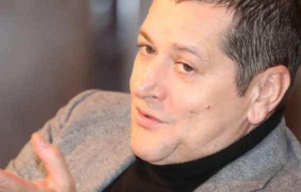 Kćerka Ace Pejovića objavila predivne vijesti! Tata, treba da častiš: Umjesto studija dogodilo se nešto “neočekivano” i to sa njegovim starijim kolegom? Kćerka Ace Pejovića objavila predivne vijesti! Tata, treba da častiš: Umjesto studija dogodilo se nešto “neočekivano” i to sa njegovim starijim kolegom? - featured image
