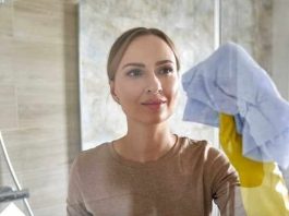 Evo kako ukloniti “tvrdu” prljavštinu sa stakla za tuš za jedan sat: Savjet koji vrijedi isprobati