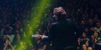 “Njih dvoje su u braku na daljinu”: Komšije legendarnog muzičara iznijele detalje o njegovom odnosu sa ženom