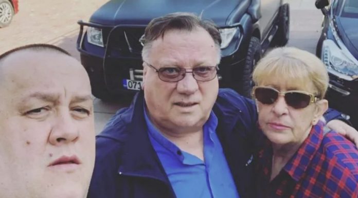 Dino slomljen nakon smrti majke, Bliska osoba obitelji Bešlić otkrila potresne detalje nakon Sejdine smrti: Dino ima suicidaIne misIi prate ga, jako je loše..