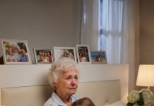 „Bako, moji mama i tata nisu otišli u Monterrey poslovno… otišli su vidjeti kako da uzmu tvoju kuću i tvoje sve” „Bako, moji mama i tata nisu otišli u Monterrey poslovno… otišli su vidjeti kako da uzmu tvoju kuću i tvoje sve” - featured image
