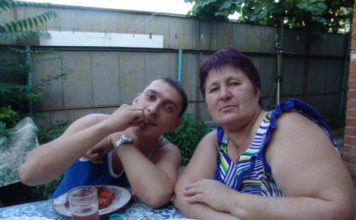 Kad sam vidjela s kim moj sin vara snaju zanjemila sam od sramote: Nisam smjela na kapiju od bruke, a onda sam riješila sve u 1 potezu Kad sam vidjela s kim moj sin vara snaju zanjemila sam od sramote: Nisam smjela na kapiju od bruke, a onda sam riješila sve u 1 potezu - featured image
