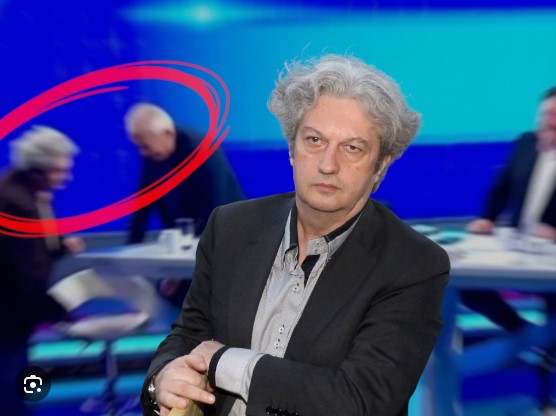 Hitno prekinut program uživo zbog voditelja: Milomir Marić PAO U STUDIJU, odmah mu priskočili u pomoć! - featured image Hitno prekinut program uživo zbog voditelja: Milomir Marić PAO U STUDIJU, odmah mu priskočili u pomoć! - featured image