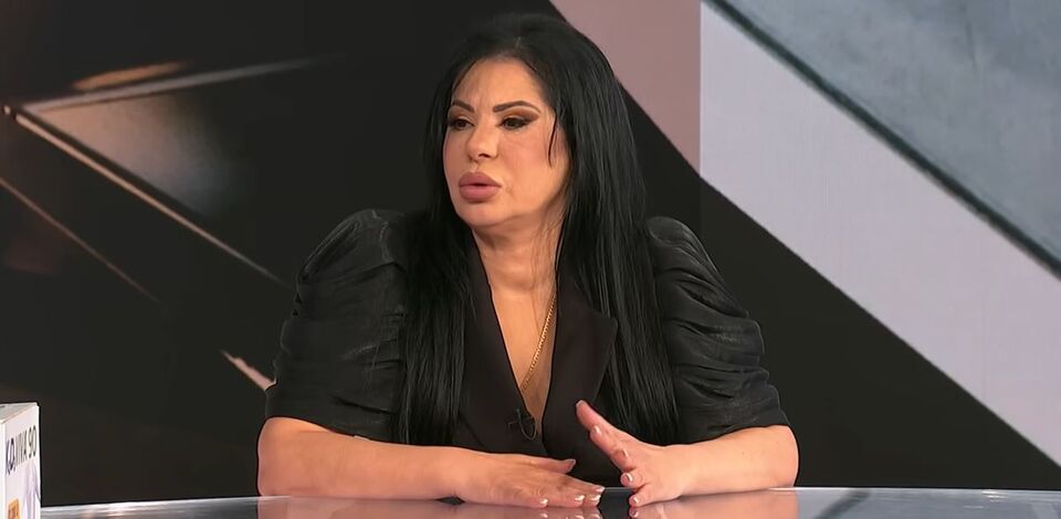 Vidovita Šeherzada tvrdi: “Ovo su znakovi crne magije, evo kako da prepoznate da vam neko radi o glavi” - featured image Vidovita Šeherzada tvrdi: “Ovo su znakovi crne magije, evo kako da prepoznate da vam neko radi o glavi” - featured image
