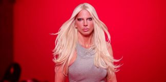 Za njega će se treći put udati Jelena Karleuša: Potpuno iznenađenje za sve Za njega će se treći put udati Jelena Karleuša: Potpuno iznenađenje za sve - featured image