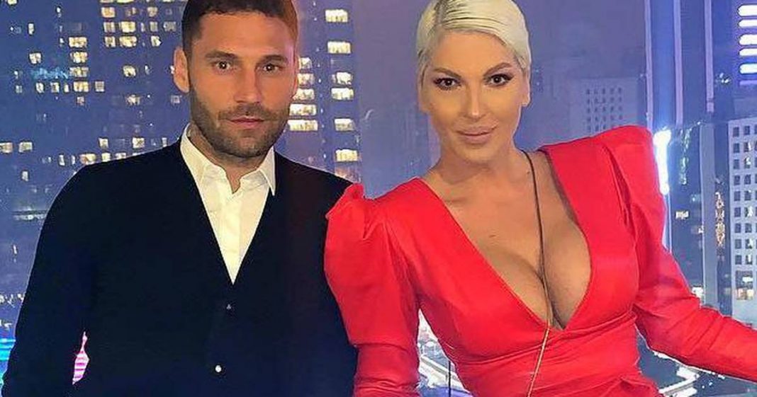 Šuškalo se da su se Jelena Karleuša i njen bivši suprug pomirili, evo što on kaže na to: Platila mi je da je zad0v0ljim 48 sati, prvi dio je bio javan, drugi u hotelskoj sobi - featured image Šuškalo se da su se Jelena Karleuša i njen bivši suprug pomirili, evo što on kaže na to: Platila mi je da je zad0v0ljim 48 sati, prvi dio je bio javan, drugi u hotelskoj sobi - featured image
