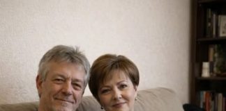 Upoznala sam muškarca od 59 godina i dozvolila mu da živi kod mene — ali kada je moj sin zamolio da ostane nekoliko dana, usprotivio se. Upoznala sam muškarca od 59 godina i dozvolila mu da živi kod mene — ali kada je moj sin zamolio da ostane nekoliko dana, usprotivio se. - featured image