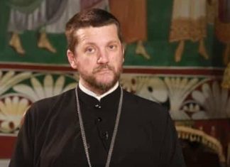 KAKO SE OSLOBODITI GREHA PREDAKA KOJI STOJI NAD GLAVOM PORODICE? Otac Gojko Perović daje precizno uputstvo KAKO SE OSLOBODITI GREHA PREDAKA KOJI STOJI NAD GLAVOM PORODICE? Otac Gojko Perović daje precizno uputstvo - featured image