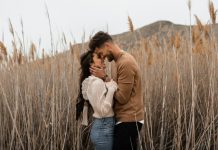 PROŠLOST KUCA NA VRATA: Stara ljubav se vraća u život OVA dva znaka Zodijaka! PROŠLOST KUCA NA VRATA: Stara ljubav se vraća u život OVA dva znaka Zodijaka! - featured image