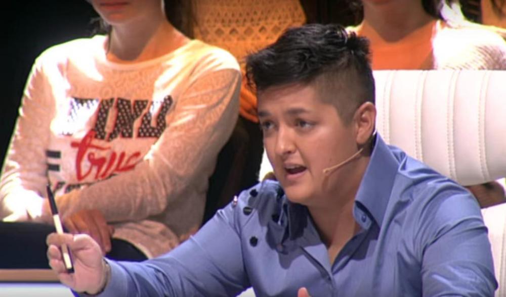 „Ti si jedina lezbijka koju podržavam“ Marija Šerifović dobila ovaj komentar, a njen odgovor je potpuni hit..(FOTO) - featured image „Ti si jedina lezbijka koju podržavam“ Marija Šerifović dobila ovaj komentar, a njen odgovor je potpuni hit..(FOTO) - featured image