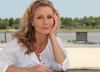 Nisu ni grudi, ni zadnjica: Evo šta muškarci prvo primete kod žena, i to ih najviše privlači Nisu ni grudi, ni zadnjica: Evo šta muškarci prvo primete kod žena, i to ih najviše privlači - featured image