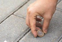 Ako pronađete novčić na ulici Odmah uradite Ovo: Sreća će vas pratiti na svakom koraku Ako pronađete novčić na ulici Odmah uradite Ovo: Sreća će vas pratiti na svakom koraku - featured image