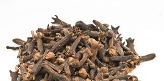 TRADICIONALNI KUĆNI LIJEKOVI ZA ZUBOBOLJU: MUDROSTI KOJE SE NE NAUČE U APOTECI TRADICIONALNI KUĆNI LIJEKOVI ZA ZUBOBOLJU: MUDROSTI KOJE SE NE NAUČE U APOTECI - featured image