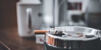 🚬 KUĆA SMRDI NA DIM? Riješite se neugodnog mirisa ZA 10 MINUTA – trik koji stvarno djeluje! 🧼✨ 🚬 KUĆA SMRDI NA DIM? Riješite se neugodnog mirisa ZA 10 MINUTA – trik koji stvarno djeluje! 🧼✨ - featured image