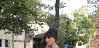 Ceca kao boginja stigla na venčanje o kojem bruji zemlja: Ali ovaj put je imala pratnju!!Pogledajte ko je muškarac uz kojeg Ceca ne skida osmijeh s lica!!!!