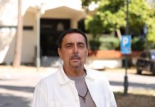 “NEK SE DRŽI SVOJIH OGLEDALA I SKUPIH OBRVA” Pevač besan na Kebu nakon što je ponizio njegov rad: Dovoljno govori o kakvom se čoveku i karakteru radi… “NEK SE DRŽI SVOJIH OGLEDALA I SKUPIH OBRVA” Pevač besan na Kebu nakon što je ponizio njegov rad: Dovoljno govori o kakvom se čoveku i karakteru radi… - featured image