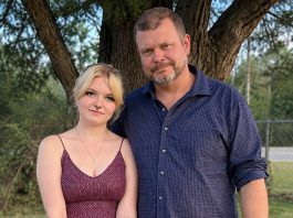 „Otac mog dečka gledao me pravo u oči svaki put kada bi me vidio. Jedne večeri rekao mi je: ‘Ako te ikada neko povrijedi, prvo nazovi mene.’ Način na koji me gledao stvarao mi je nelagodu… Ali onda je dodao nešto zbog čega sam se potpuno ukočila.“ „Otac mog dečka gledao me pravo u oči svaki put kada bi me vidio. Jedne večeri rekao mi je: ‘Ako te ikada neko povrijedi, prvo nazovi mene.’ Način na koji me gledao stvarao mi je nelagodu… Ali onda je dodao nešto zbog čega sam se potpuno ukočila.“ - featured image