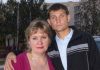 😱💔 S 56 godina ostavila sam supruga nakon 30 godina braka zbog mlađeg muškarca. Ali kada sam upoznala Danielove roditelje, otkrila sam obiteljsku tajnu koja je uništila sve što sam mislila da znam o vlastitom životu… 😨💔 😱💔 S 56 godina ostavila sam supruga nakon 30 godina braka zbog mlađeg muškarca. Ali kada sam upoznala Danielove roditelje, otkrila sam obiteljsku tajnu koja je uništila sve što sam mislila da znam o vlastitom životu… 😨💔 - featured image