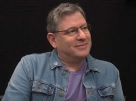 AKO HOĆEŠ DA UPROPASTIŠ KĆERKU, DAJ JOJ JEDAN OD OVIH 10 SAVJETA: Tvrdi psiholog Mihail Labkovski! AKO HOĆEŠ DA UPROPASTIŠ KĆERKU, DAJ JOJ JEDAN OD OVIH 10 SAVJETA: Tvrdi psiholog Mihail Labkovski! - featured image