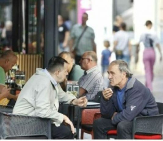 Evo kolika je penzija sa 15, a kolika sa 40 godina radnog staža? Evo kolika je penzija sa 15, a kolika sa 40 godina radnog staža? - featured image